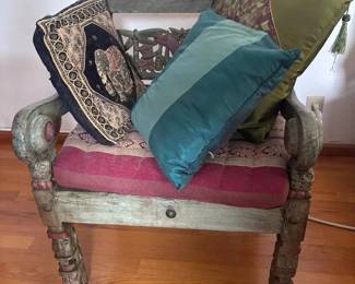 SAT172 - Hand-Carved Indian Pidha Chair
