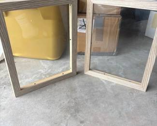 SAT529 - Set of 2 Open-Back Wood Picture Frames 13x16