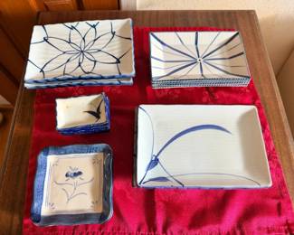 SAT066 - Japanese floral ceramic dishes