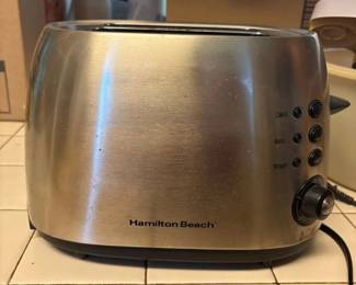 SAT255 - Hamilton Beach Toaster