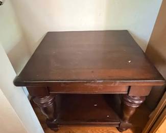 SAT542 - Wooden Stylish Coffee Table
