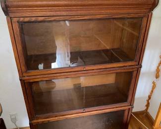 SAT327 - Vintage Globe-Wernicke Co. Sectional Bookcase