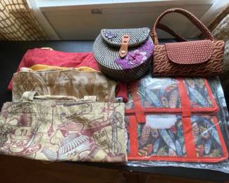 SAT470 - Bag It!! Totes & Purse