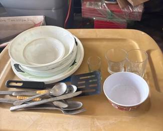 SAT531 - Kitchen Items