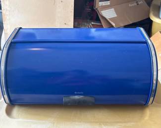 SAT525 - Brabantia Bread Box