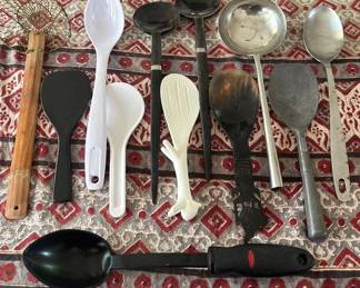 SAT183 - 12pc Spoon & Rice paddle Bundle