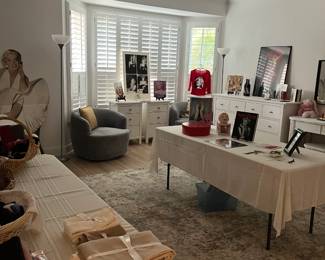 35 piece Marilyn Monroe collection