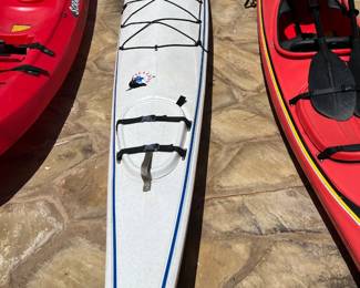 18ft  Fast in the water
