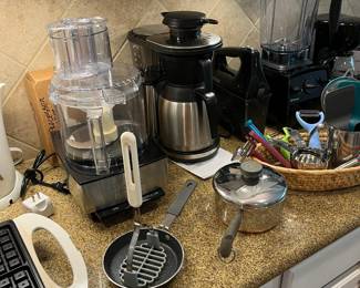 Small appliances and vitamix