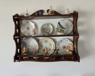 Dishes/ Figurines