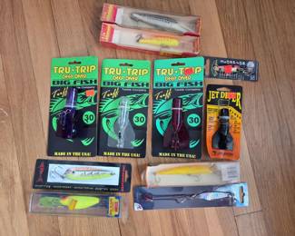 More fishing accessories