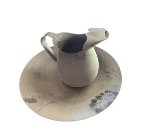 Pitcher (dust isn’t extra)