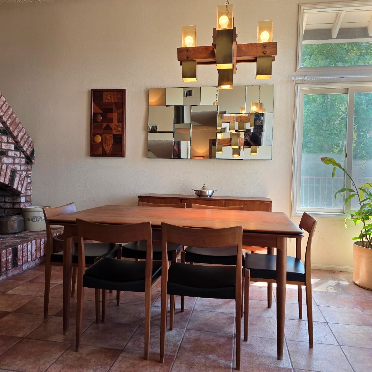 Danish teak dining table by Skovmand & Andersen / Moreddi, attributed to Kai Kristiansen, Set of six Mid-Century Swedish Kontiki teak dining chairs, attributed to Yngve Ekström for Hugo Troeds