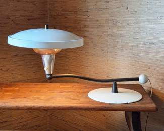 M.G. Wheeler Sight Light UFO or saucer-shaped MCM lamp
