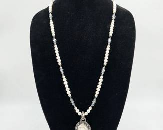 Mars & Valentine Sterling Pearl Crystal Mother of Pearl 