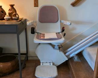 Acorn Superglide 120 stairlift