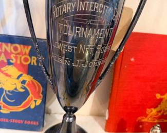 Items Located In The Dining Room