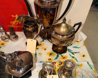 Items Located In The Dining Room