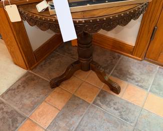 Items Located In The Entry