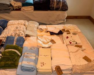 Items Located In The 2nd Bedroom