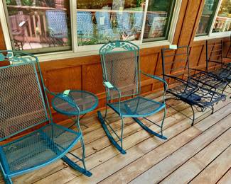 Items Located In The Back Porch / Patio Area