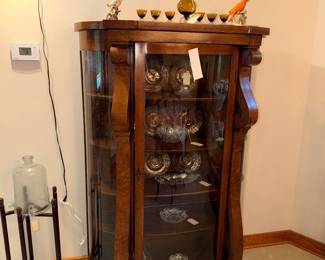 Items Located In The Dining Room