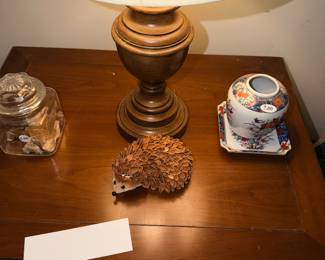 Items Located In The 1st bedroom (MASTER)