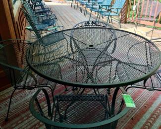 Items Located In The Back Porch / Patio Area