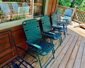 Items Located In The Back Porch / Patio Area