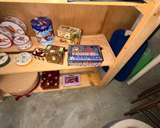 Items Located In The Lower Storage Area