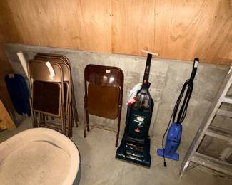 Items Located In The Lower Storage Area