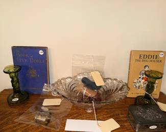 Items Located In The Dining Room