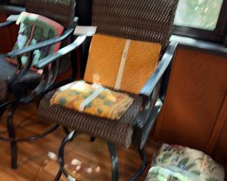 Items Located In The Sun Room