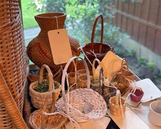 Items Located In The Dining Room