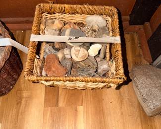 Items Located In The Sun Room