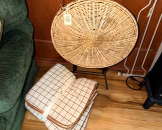 Items Located In The Sun Room
