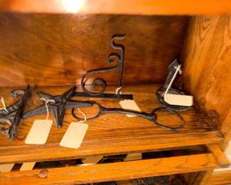 Items Located In The Dining Room