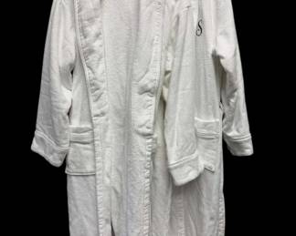 Two Linum Homes White Bath Robes L XL