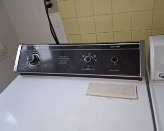 Whirlpool Gas Dryer Model LG7681XSW3