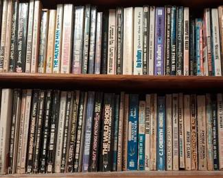 Vintage Science Fiction Paperback Collection - Key Authors and Anthologies