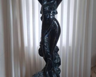 Art Craft Figural Woman Statue Lamp