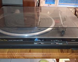 Technics SL-DD33 Direct Drive Automatic Turntable