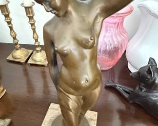 French Art Deco Style Female Nude Bronze Sculpture Attributed to Victor Heinrich Seifert