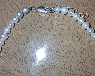Cultured Freshwater Pearl Necklace with Sterling Silver Clasp