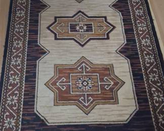 Machine-Made Oriental-Style Geometric Area Rug