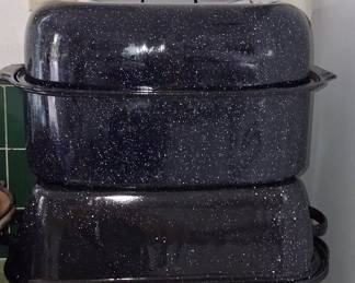 Vintage Black Speckled Enamelware Roasting Pan