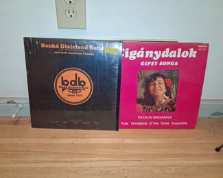 Vintage Hungarian Vinyl LP Lot (Benkő Dixieland Band & Katalin Madarász - Cigánydalok)
