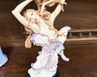 Giuseppe Armani Figurine