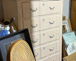 Vintage French Provincial dresser