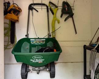garage/shed